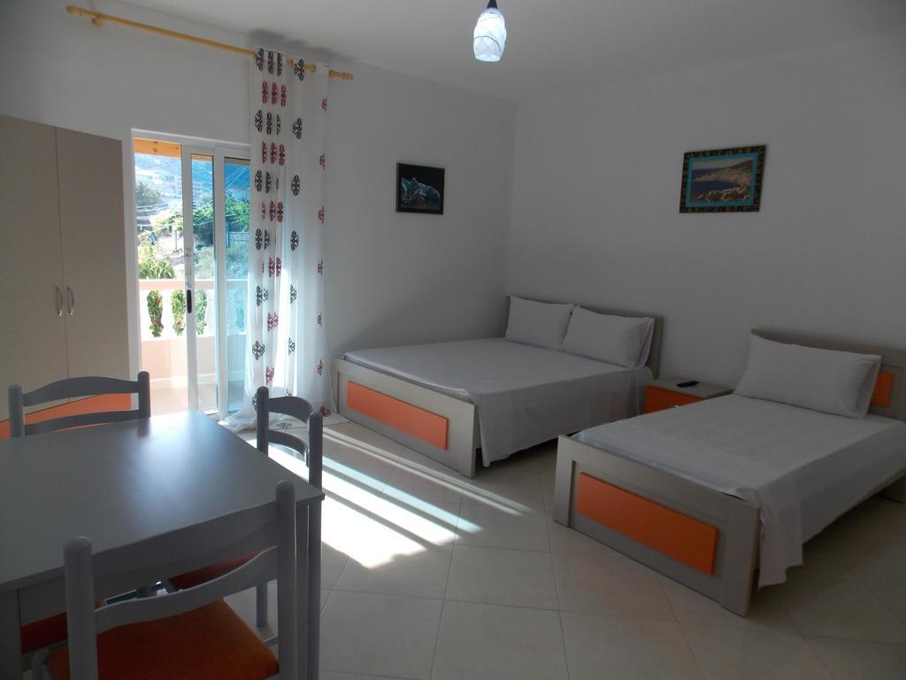 Guest House Vila Bega Sarandë Eksteriør bilde