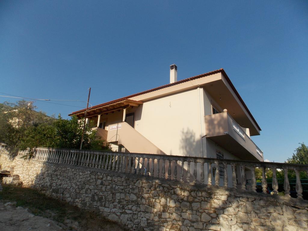 Guest House Vila Bega Sarandë Eksteriør bilde