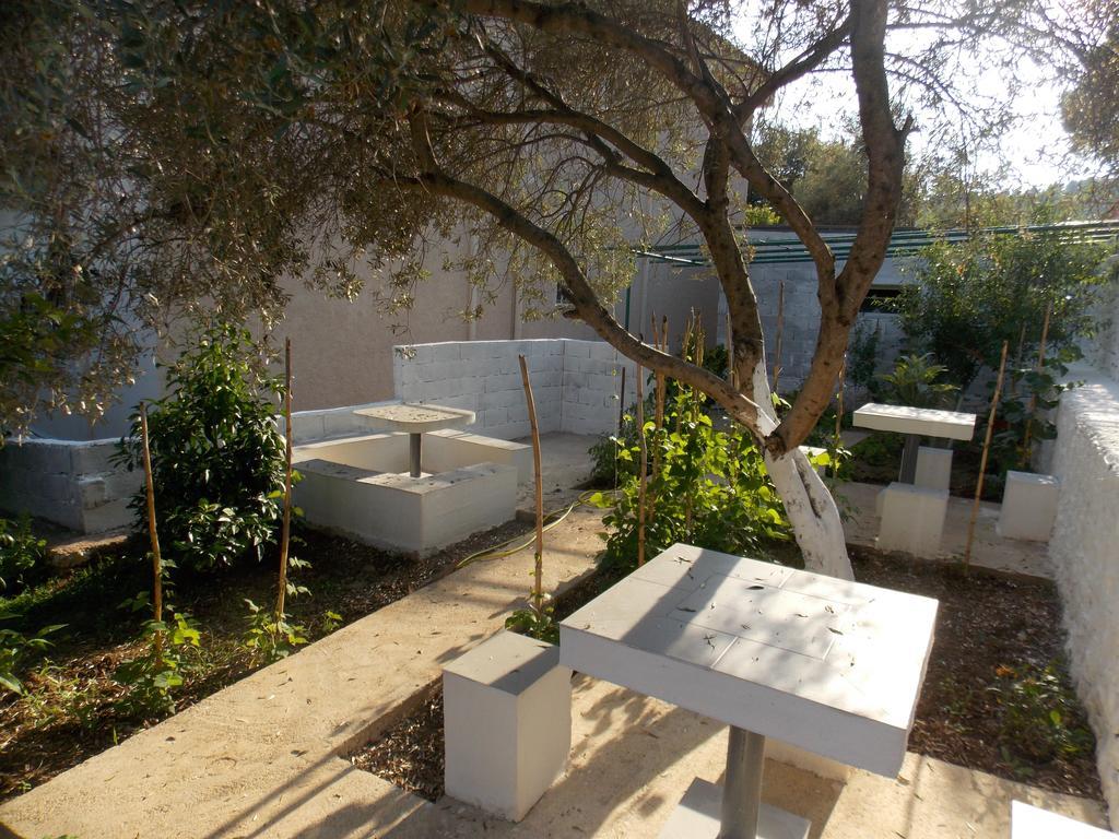 Guest House Vila Bega Sarandë Eksteriør bilde
