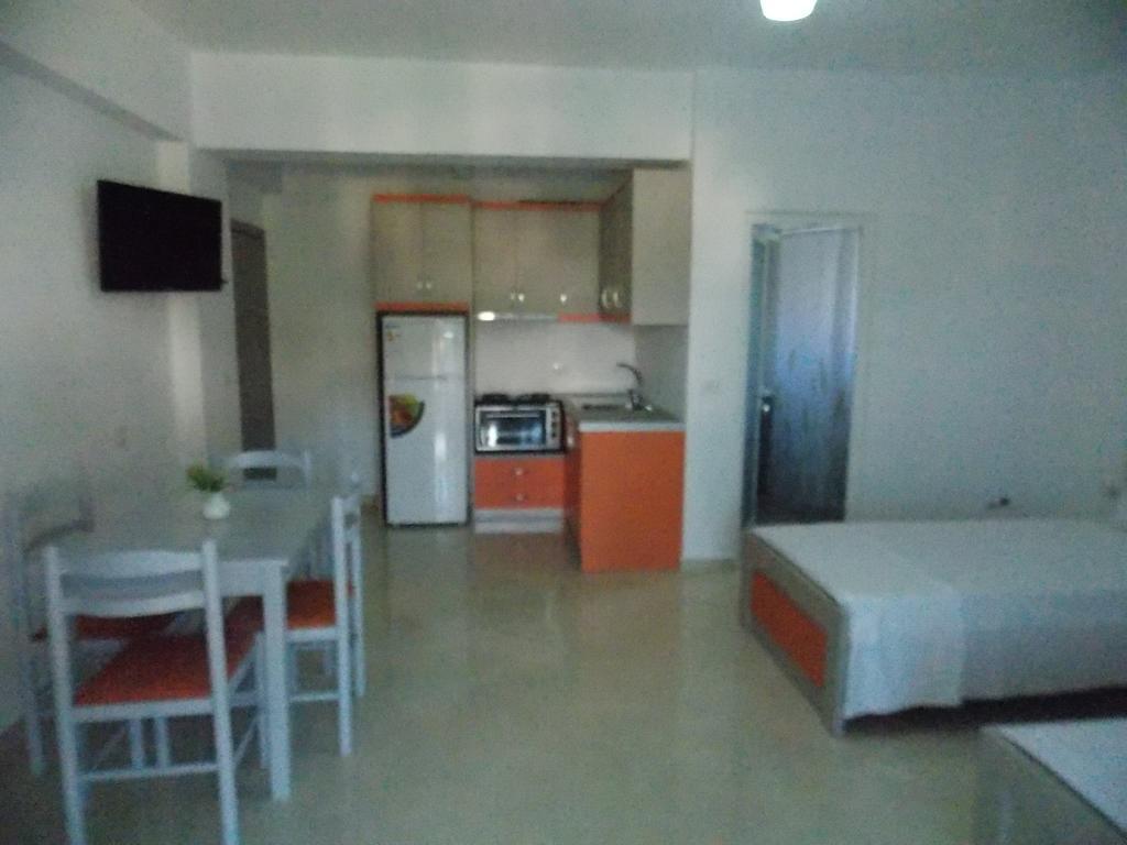 Guest House Vila Bega Sarandë Eksteriør bilde