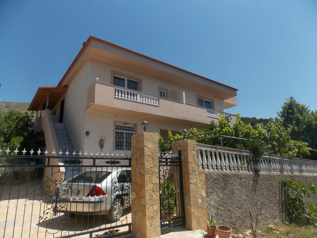 Guest House Vila Bega Sarandë Eksteriør bilde