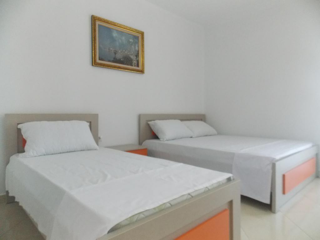Guest House Vila Bega Sarandë Eksteriør bilde