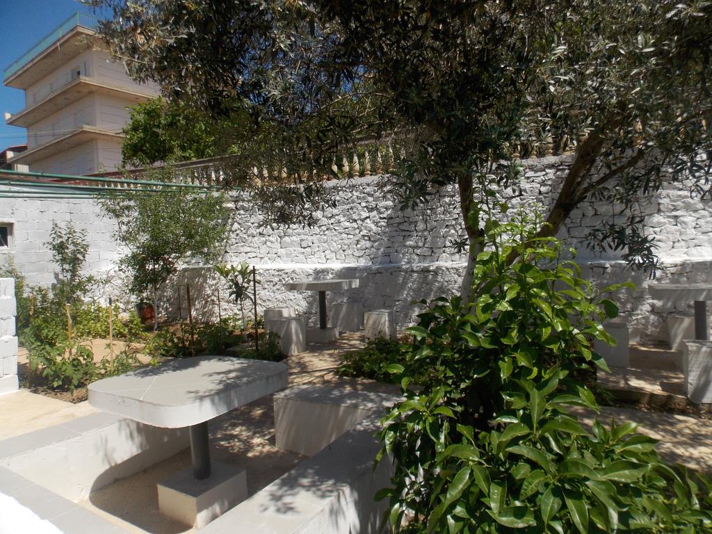 Guest House Vila Bega Sarandë Eksteriør bilde